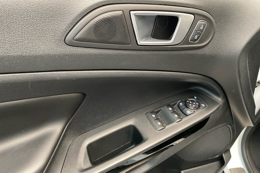 Ford Ecosport vaihtoauto