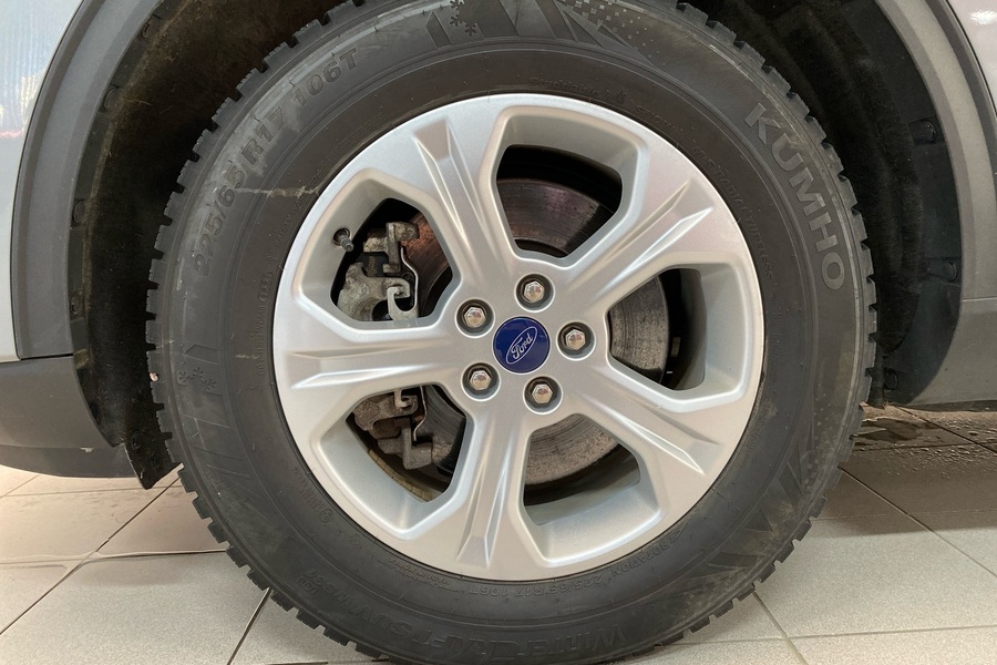 Ford Kuga vaihtoauto