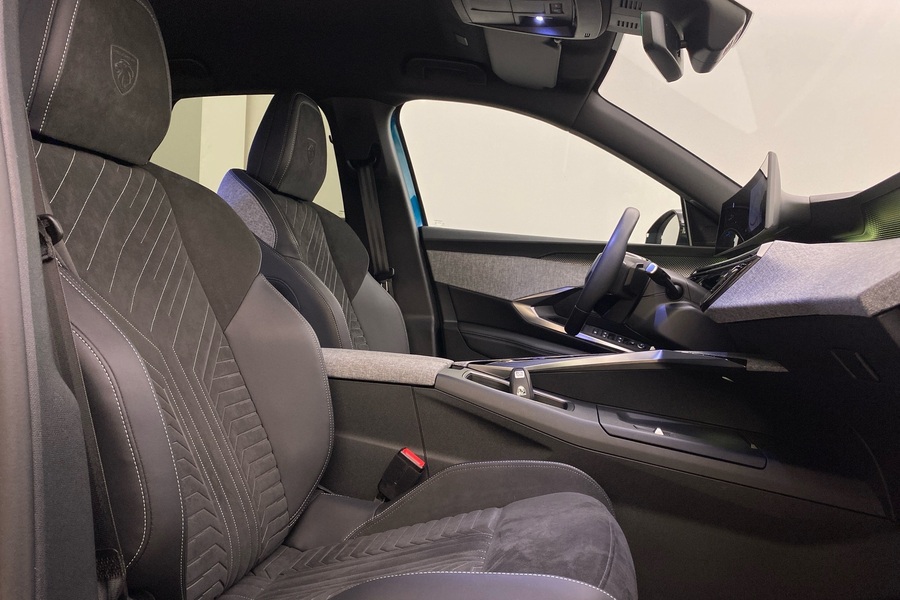 Peugeot E-3008 vaihtoauto
