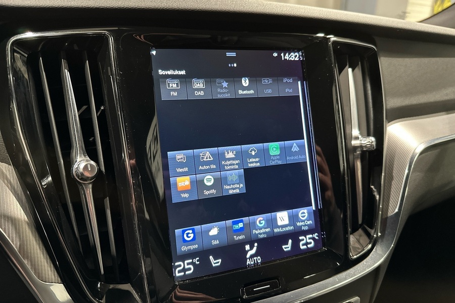Volvo V60 vaihtoauto
