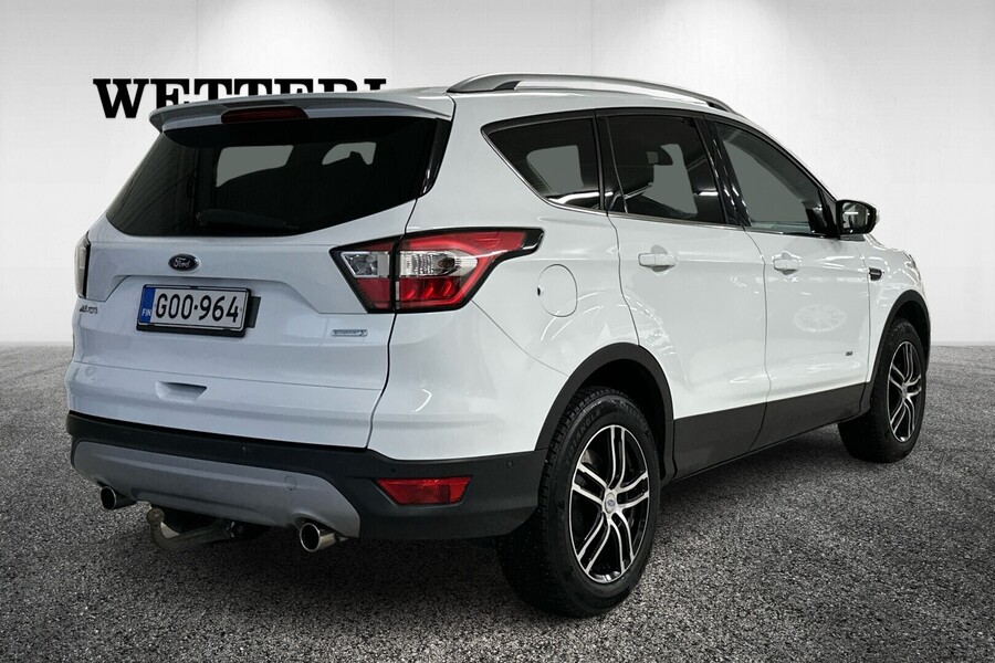 Ford Kuga vaihtoauto