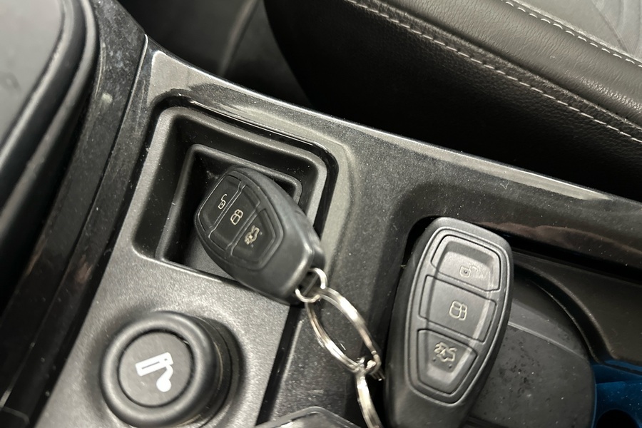 Ford Kuga vaihtoauto