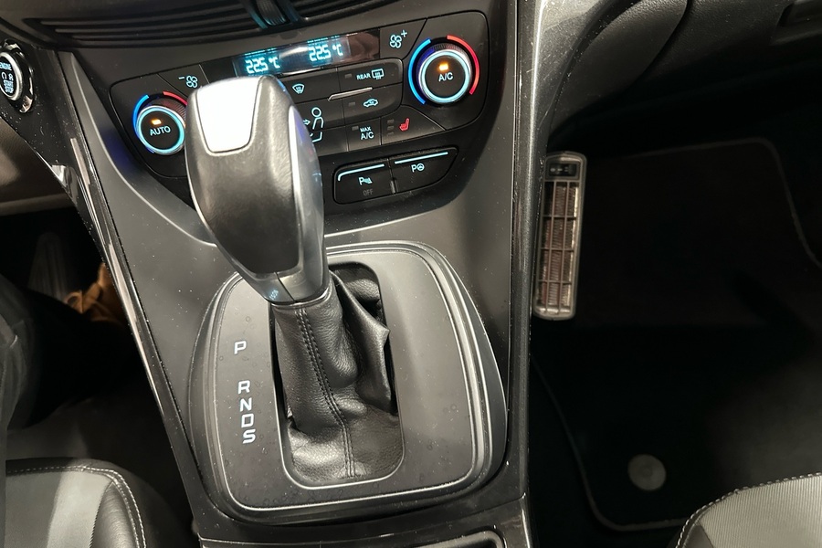 Ford Kuga vaihtoauto