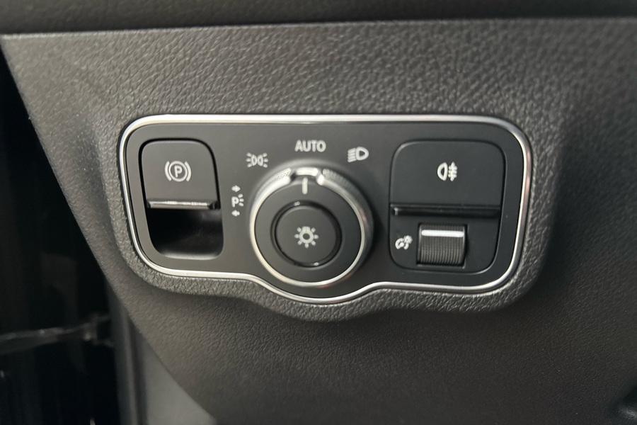 Mercedes-Benz GLB vaihtoauto