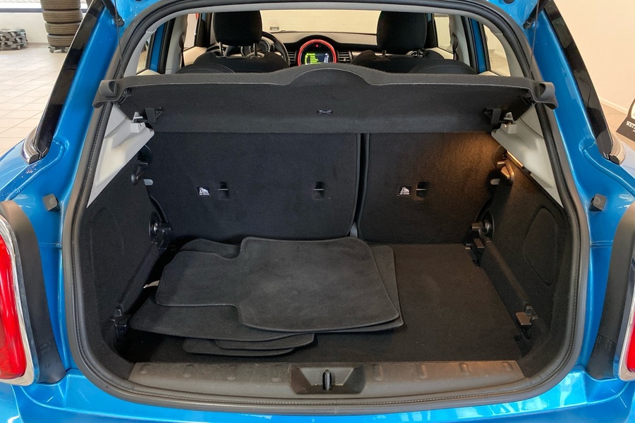 Mini Hatchback vaihtoauto