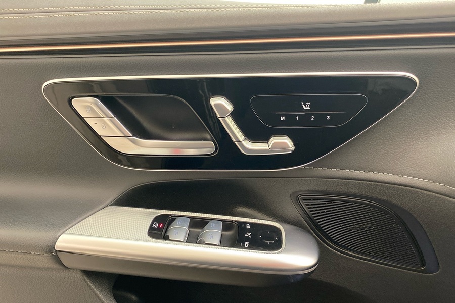 Mercedes-Benz EQE vaihtoauto