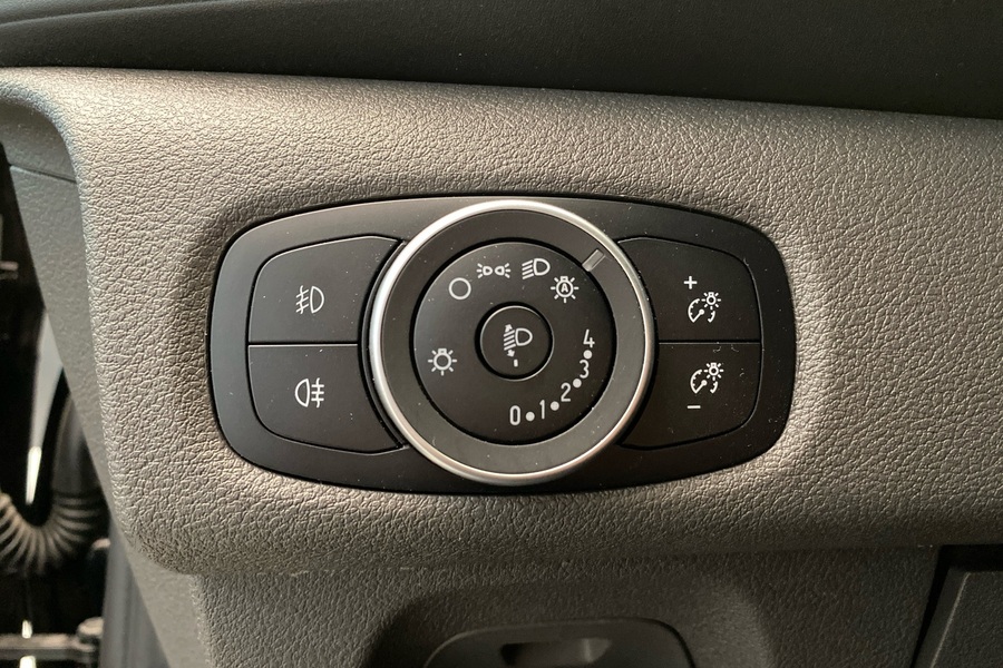 Ford Transit Custom vaihtoauto