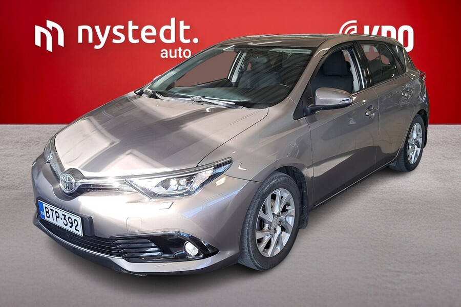 Toyota Auris vaihtoauto