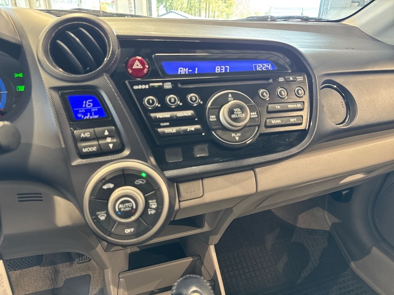 Honda Insight vaihtoauto