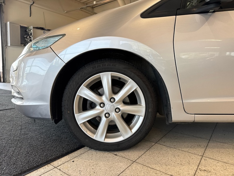 Honda Insight vaihtoauto