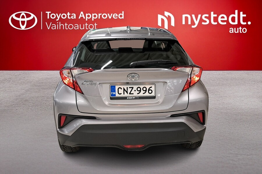 Toyota C-HR vaihtoauto