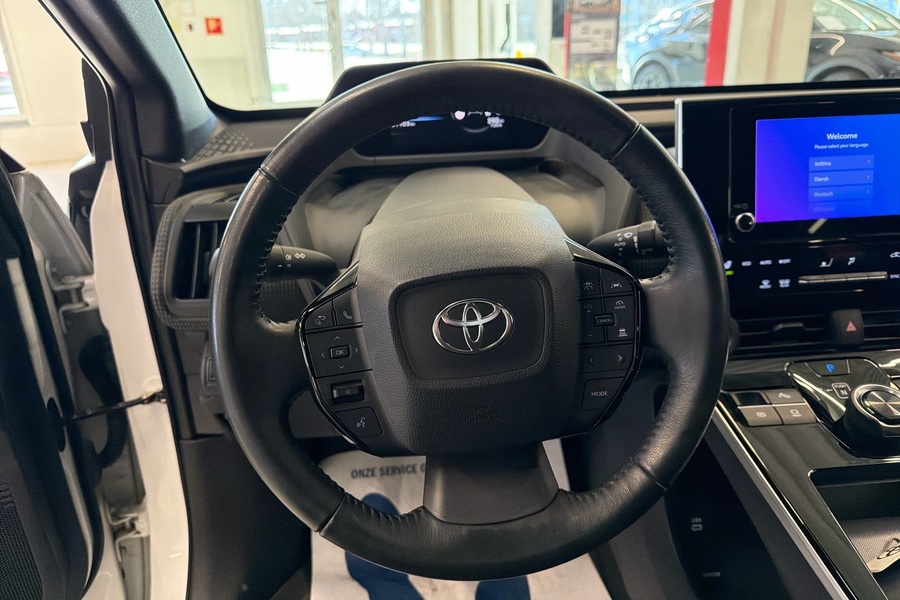 Toyota bZ4X vaihtoauto