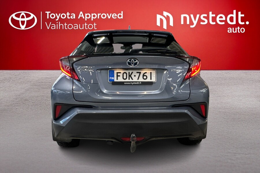 Toyota C-HR vaihtoauto