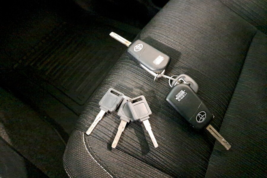 Toyota Hilux vaihtoauto