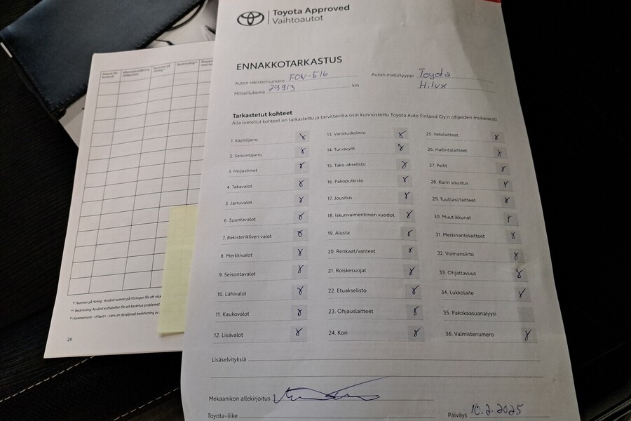 Toyota Hilux vaihtoauto