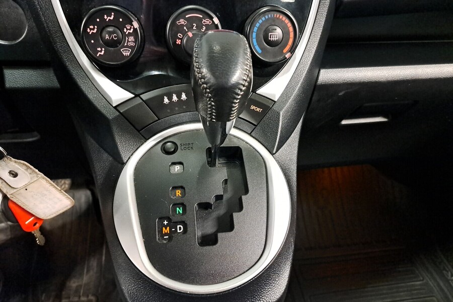 Toyota Verso-S vaihtoauto