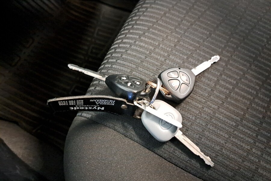 Toyota Avensis vaihtoauto