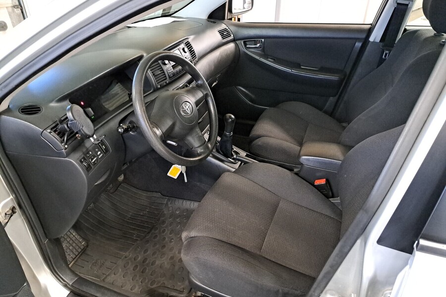 Toyota Corolla vaihtoauto