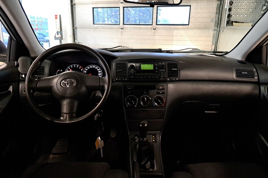 Toyota Corolla vaihtoauto