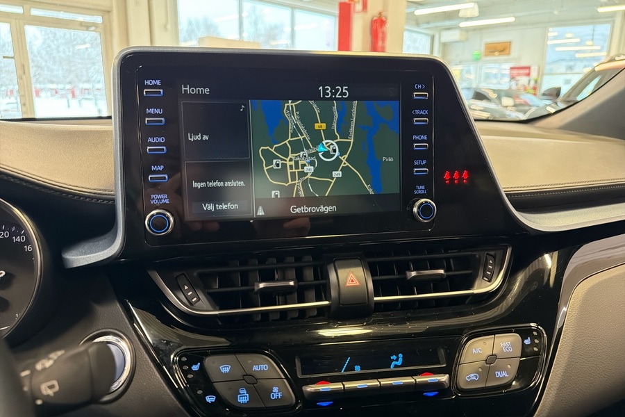 Toyota C-HR vaihtoauto