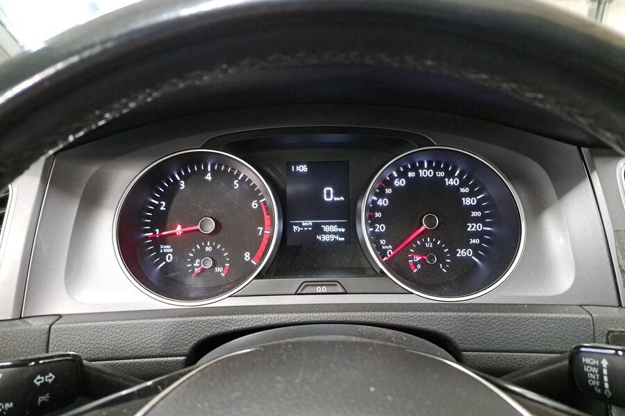 Volkswagen Golf vaihtoauto