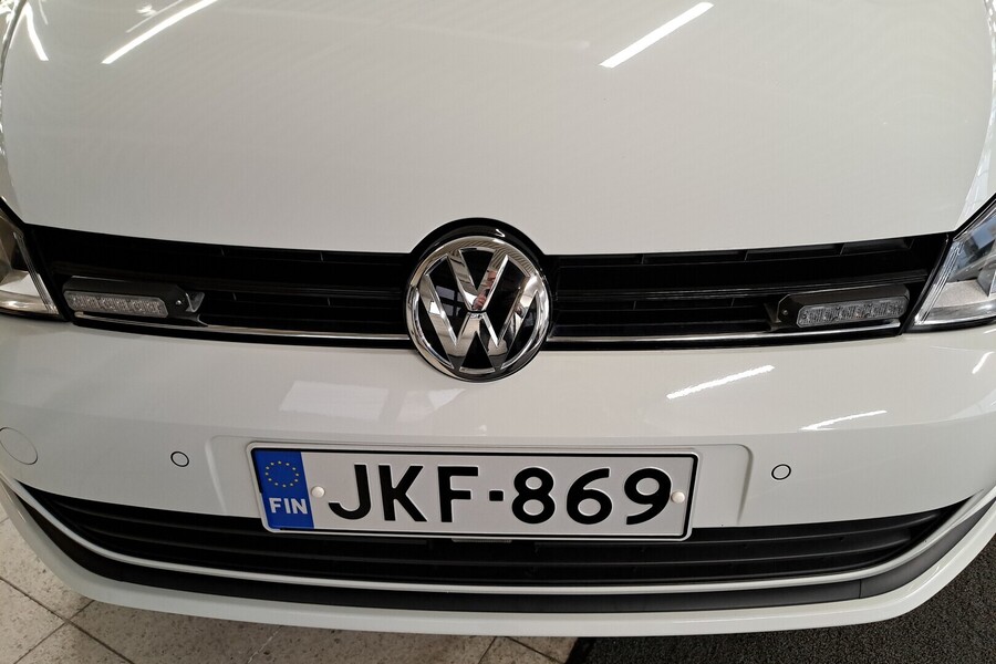 Volkswagen Golf vaihtoauto