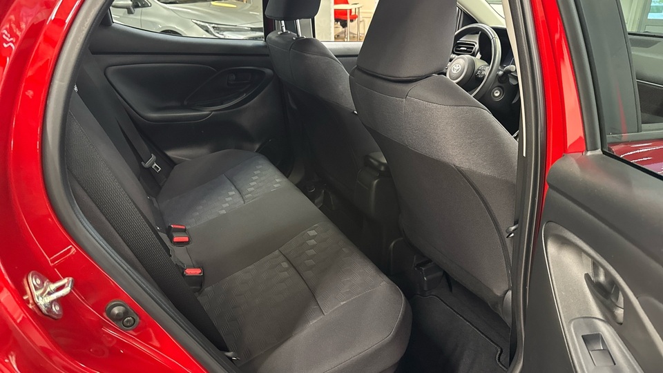 Toyota Yaris vaihtoauto