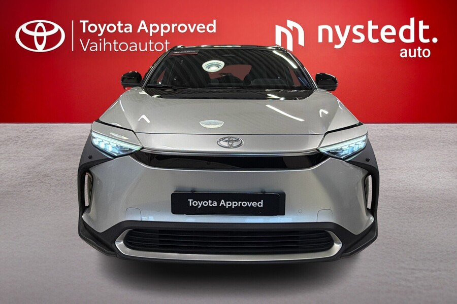 Toyota bZ4X vaihtoauto