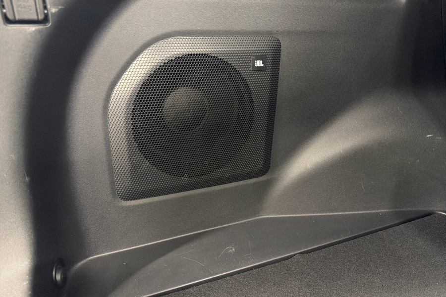 Toyota bZ4X vaihtoauto