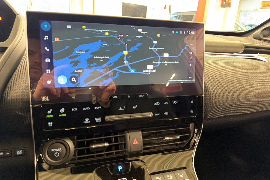 Toyota bZ4X vaihtoauto