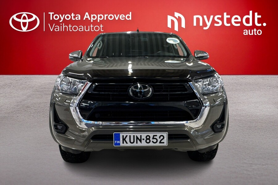 Toyota Hilux vaihtoauto