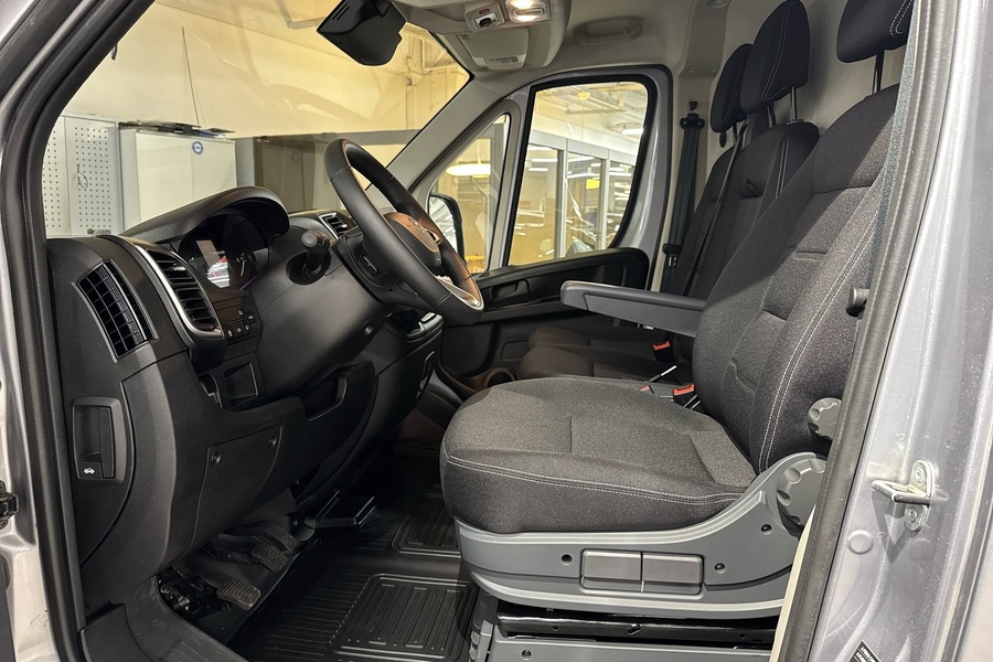 Toyota Proace MAX vaihtoauto