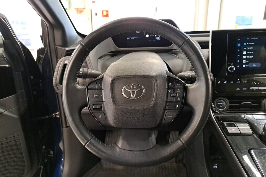 Toyota bZ4X vaihtoauto