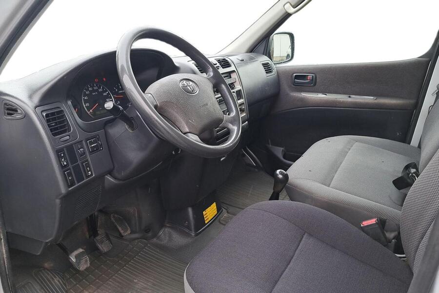 Toyota Hiace vaihtoauto