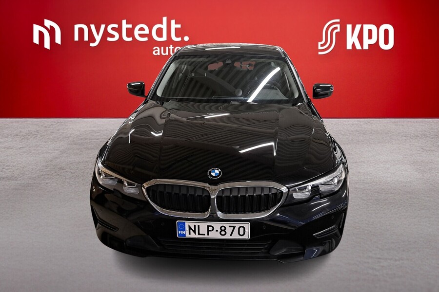 BMW 330 vaihtoauto
