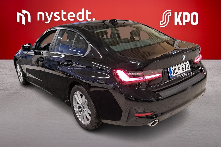 BMW 330 vaihtoauto