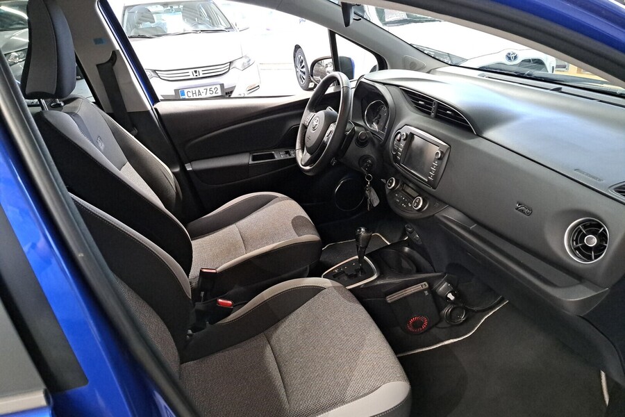 Toyota Yaris vaihtoauto