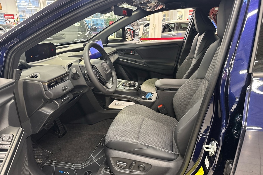 Toyota bZ4X vaihtoauto