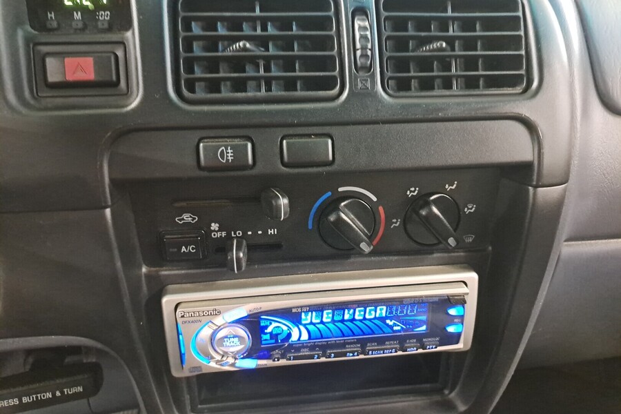 Toyota Hilux vaihtoauto