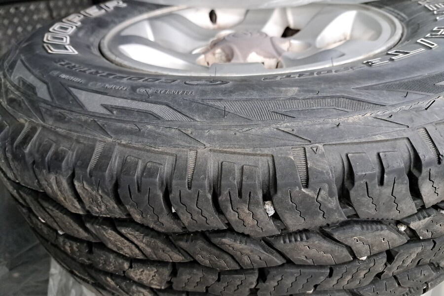 Toyota Hilux vaihtoauto