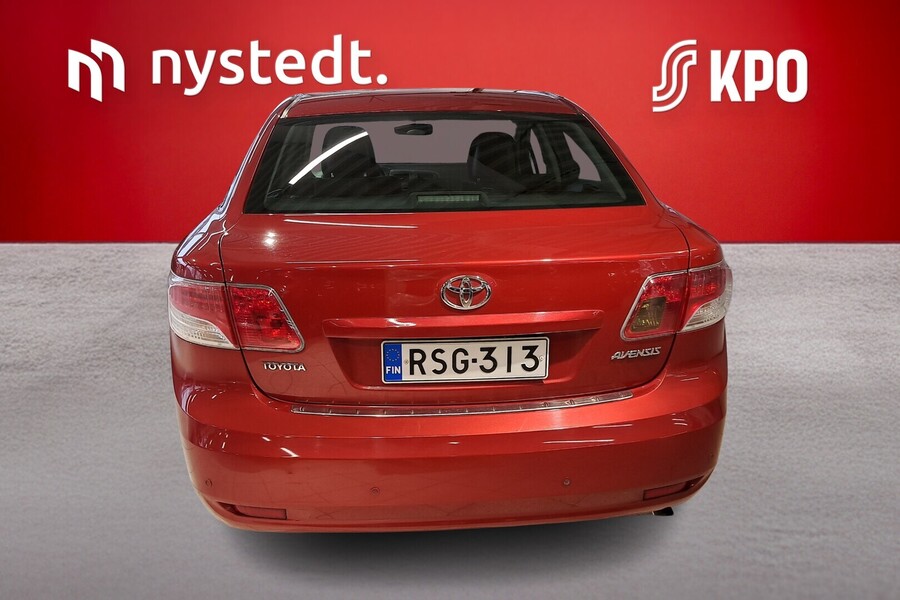 Toyota Avensis vaihtoauto