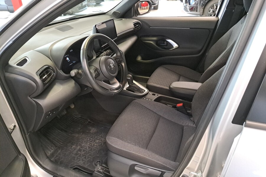 Toyota Yaris Cross vaihtoauto