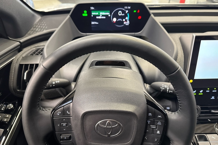 Toyota bZ4X vaihtoauto