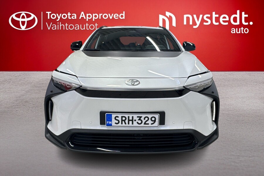 Toyota bZ4X vaihtoauto