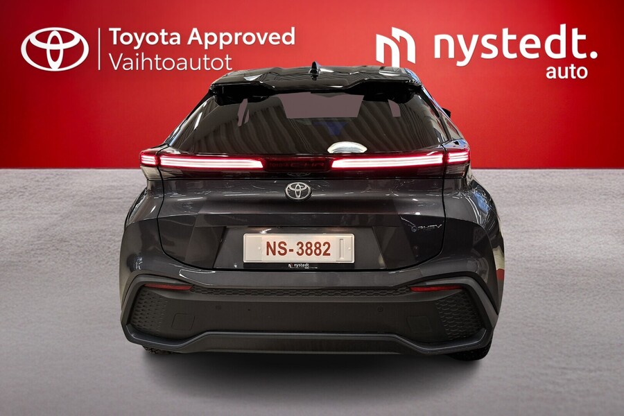 Toyota C-HR vaihtoauto