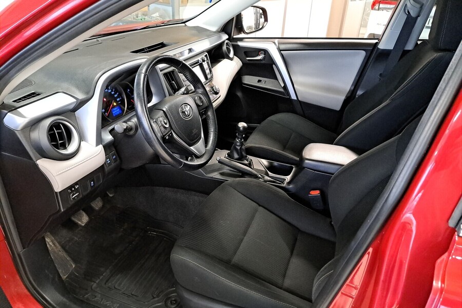 Toyota RAV4 vaihtoauto