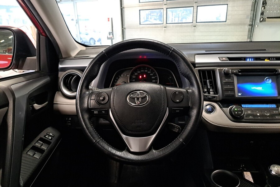 Toyota RAV4 vaihtoauto