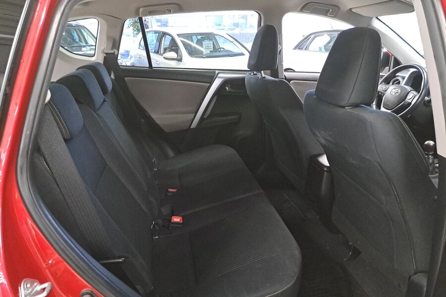 Toyota RAV4 vaihtoauto