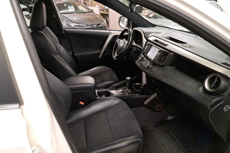 Toyota RAV4 vaihtoauto