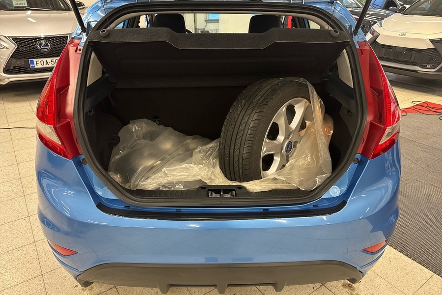 Ford Fiesta vaihtoauto